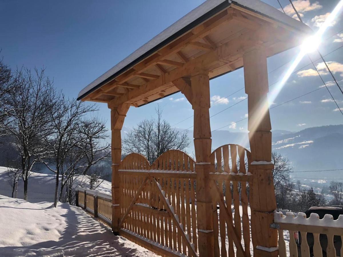 Cabana Hatere Мойсей Екстер'єр фото